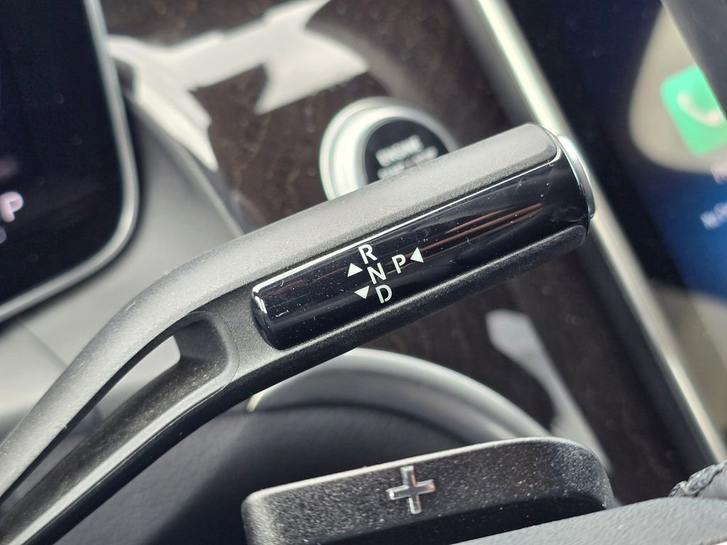 Used 2025 Mercedes-Benz GLC 300 4MATIC image 34