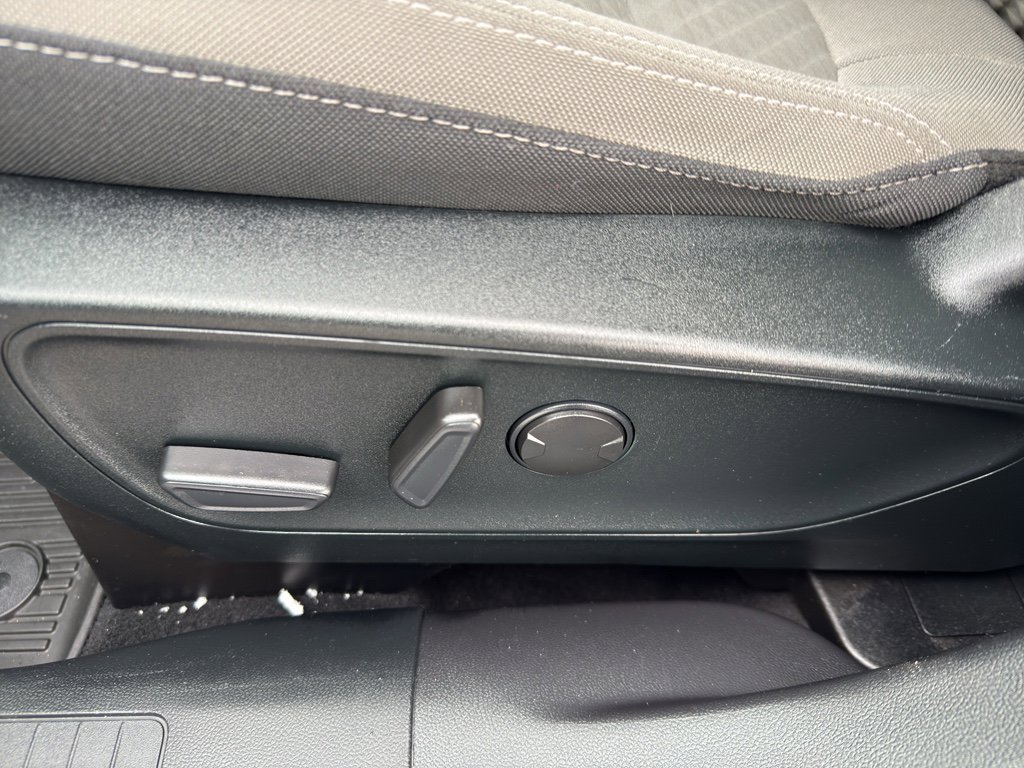 Used 2022 Ford Escape SE w/ Convenience Package image 16