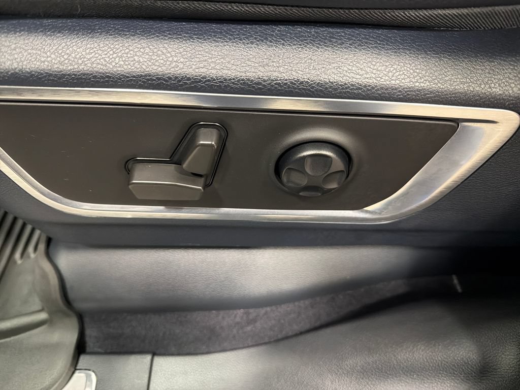 Used 2022 RAM 1500 Limited AWD/4WD image 18