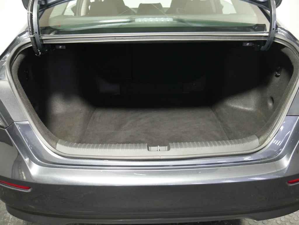 Used 2023 Honda Accord EX image 11