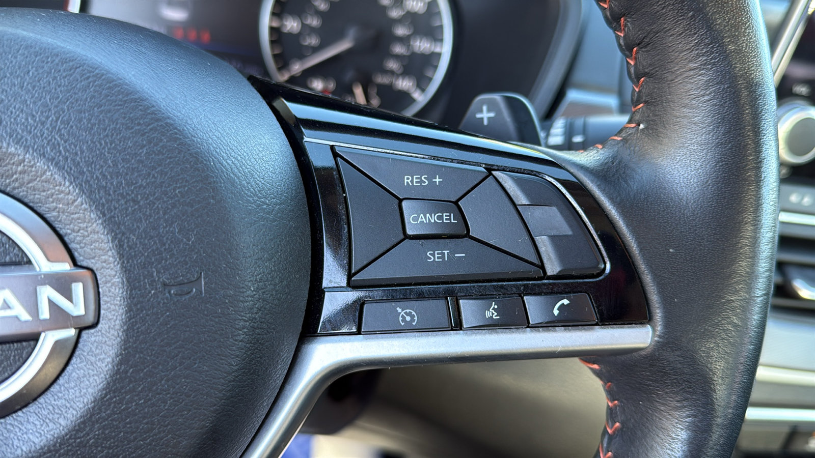 Certified 2024 Nissan Altima 2.5 SR FWD image 11