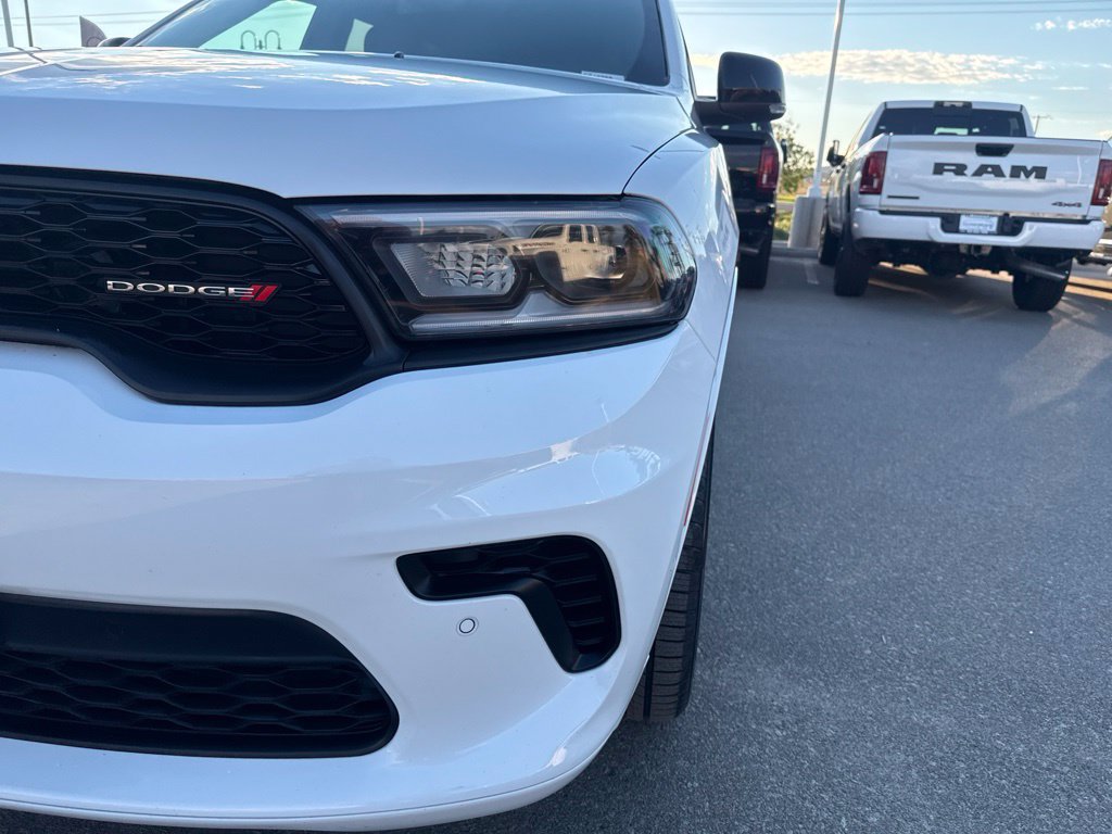 Used 2025 Dodge Durango GT AWD/4WD image 13