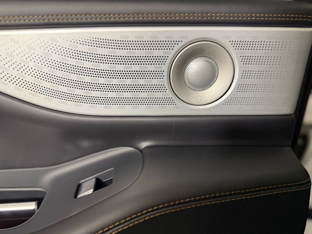 New 2025 Lincoln Navigator L Black Label image 45