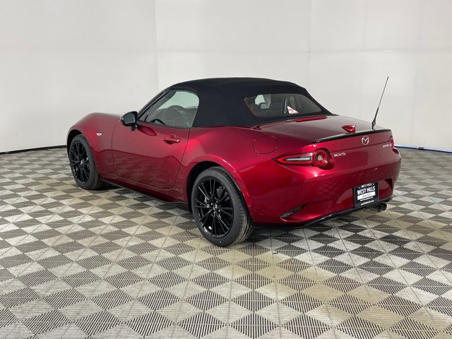New 2026 MAZDA MX-5 Miata Club w/ Appearance Package RWD image 8
