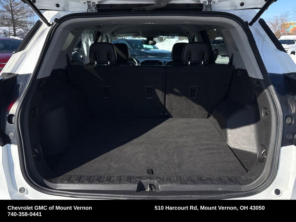 Used 2020 GMC Terrain SLT image 25