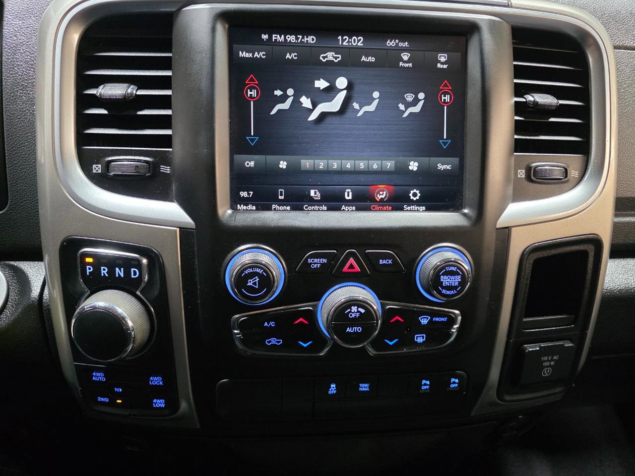 Used 2019 RAM 1500 Big Horn AWD/4WD image 33