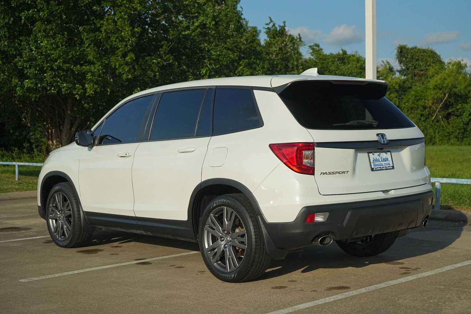 Used 2020 Honda Passport EX-L image 4