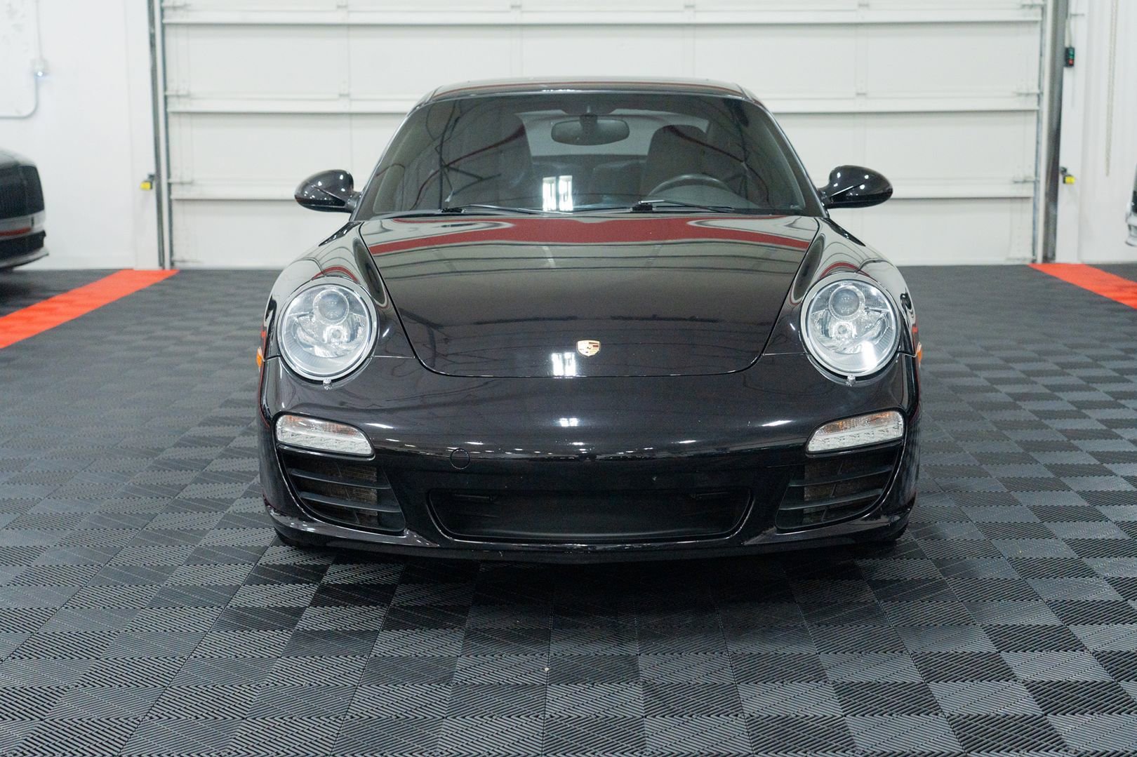 Used 2012 Porsche 911 Carrera RWD image 2