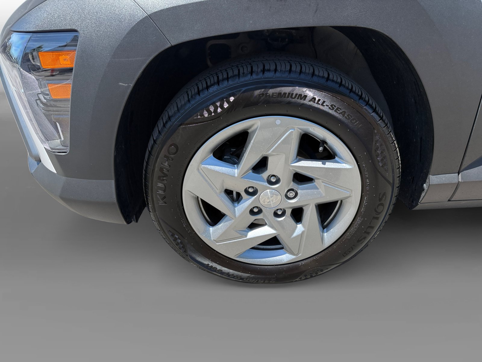 Certified 2025 Hyundai Kona SE FWD image 9