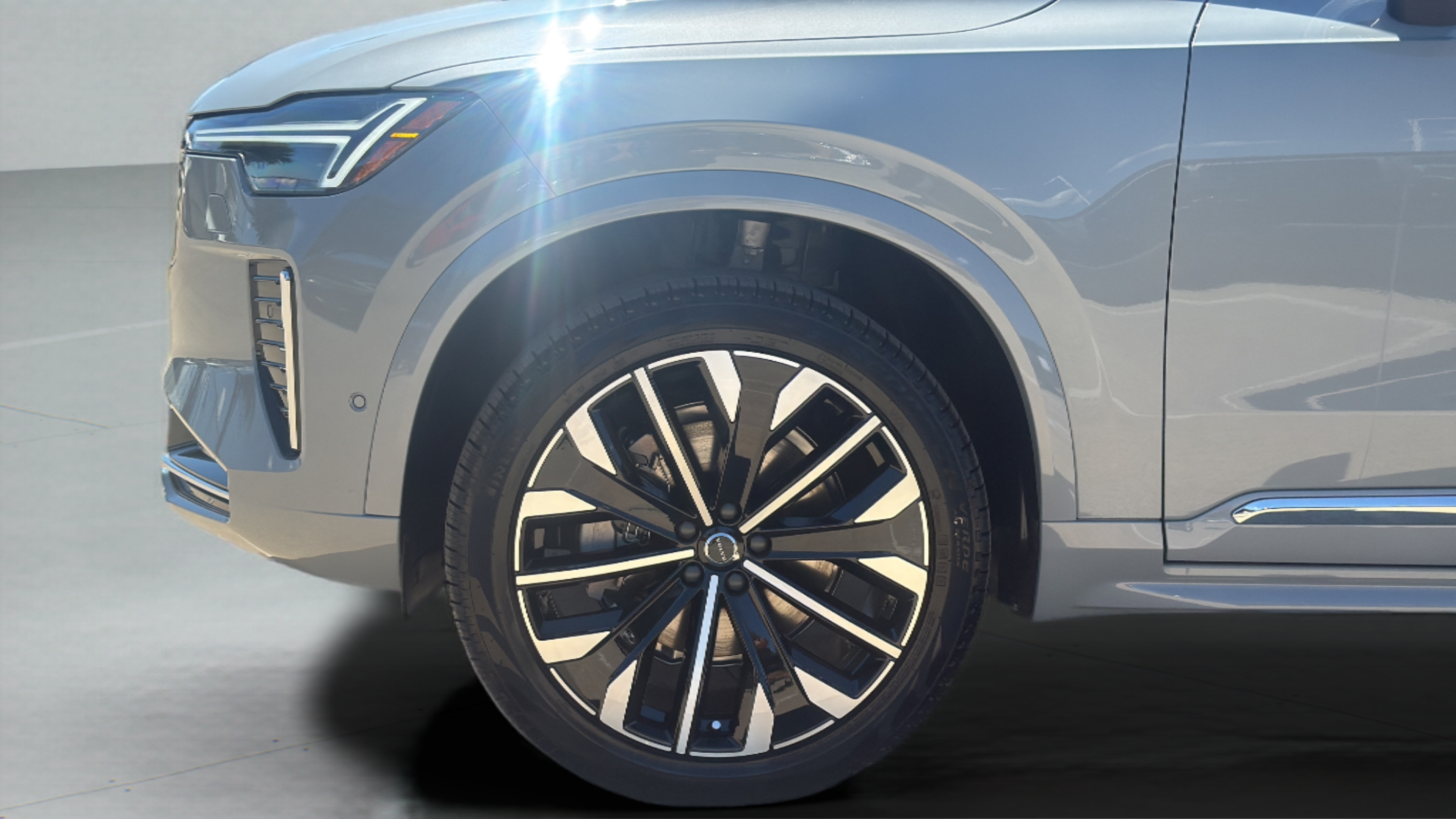 New 2027 Volvo XC90 B6 Ultra AWD/4WD image 34