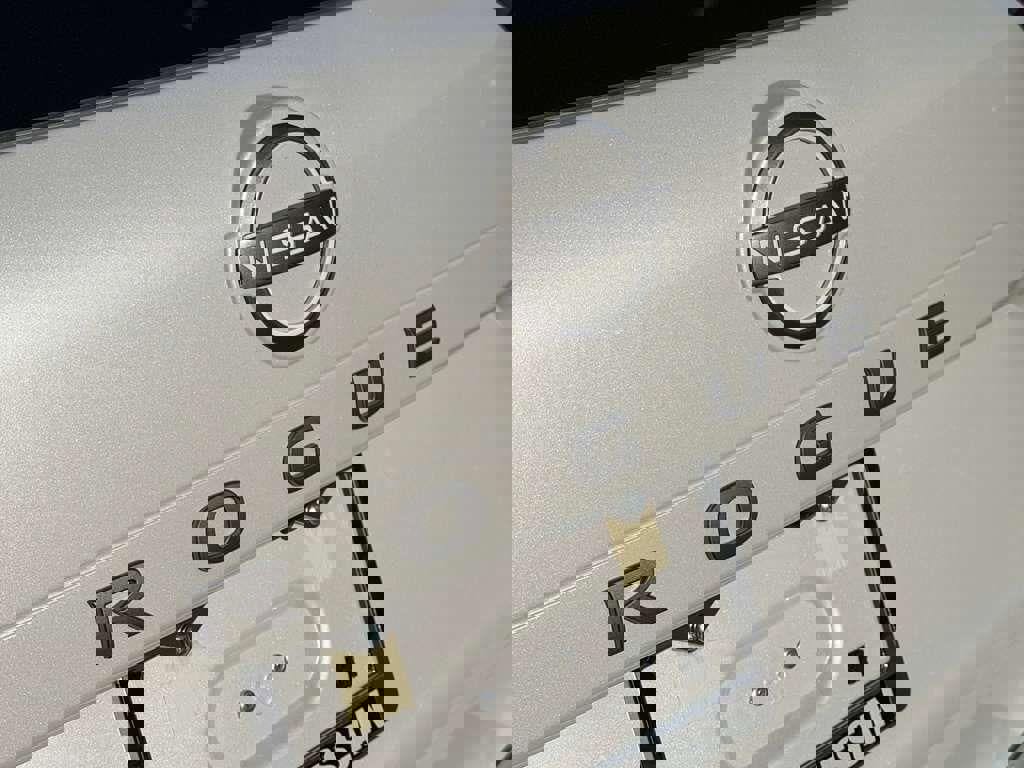 New 2026 Nissan Rogue SV image 6