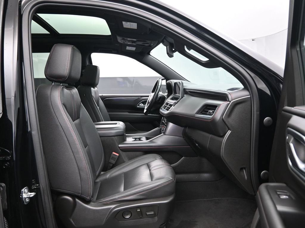 Used 2023 Chevrolet Tahoe RST w/ Luxury Package AWD/4WD image 32