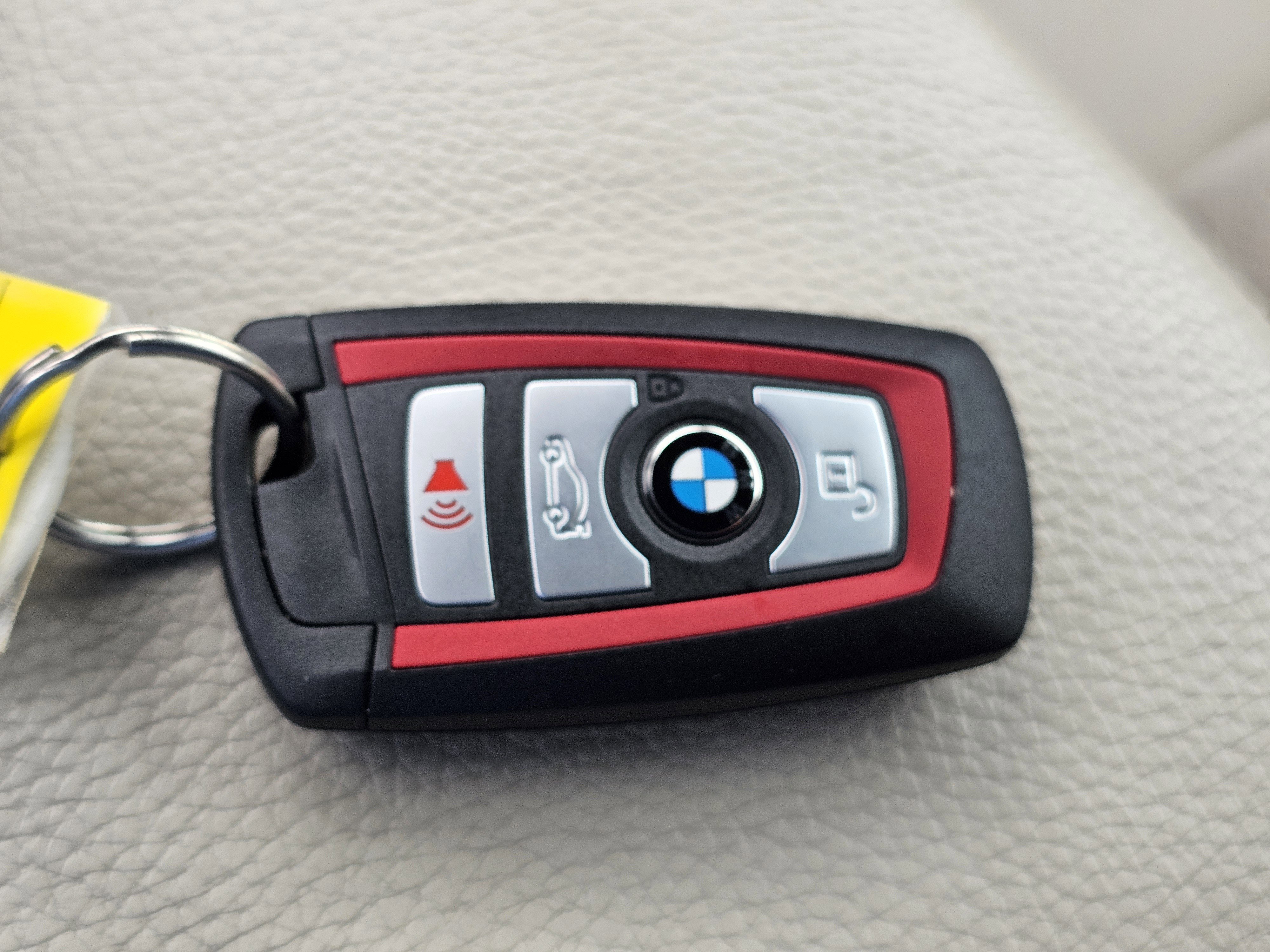 Used 2018 BMW 230i xDrive Convertible AWD/4WD image 30