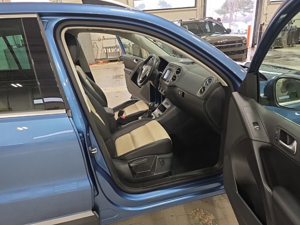 Used 2017 Volkswagen Tiguan Wolfsburg Edition image 31