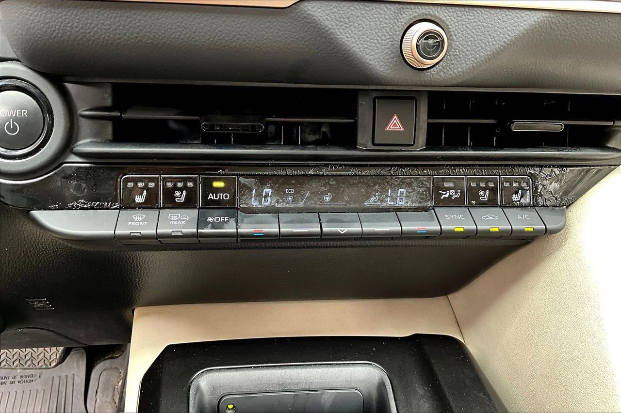 Used 2025 Toyota Crown Limited w/ Advanced Technology Package AWD/4WD image 24