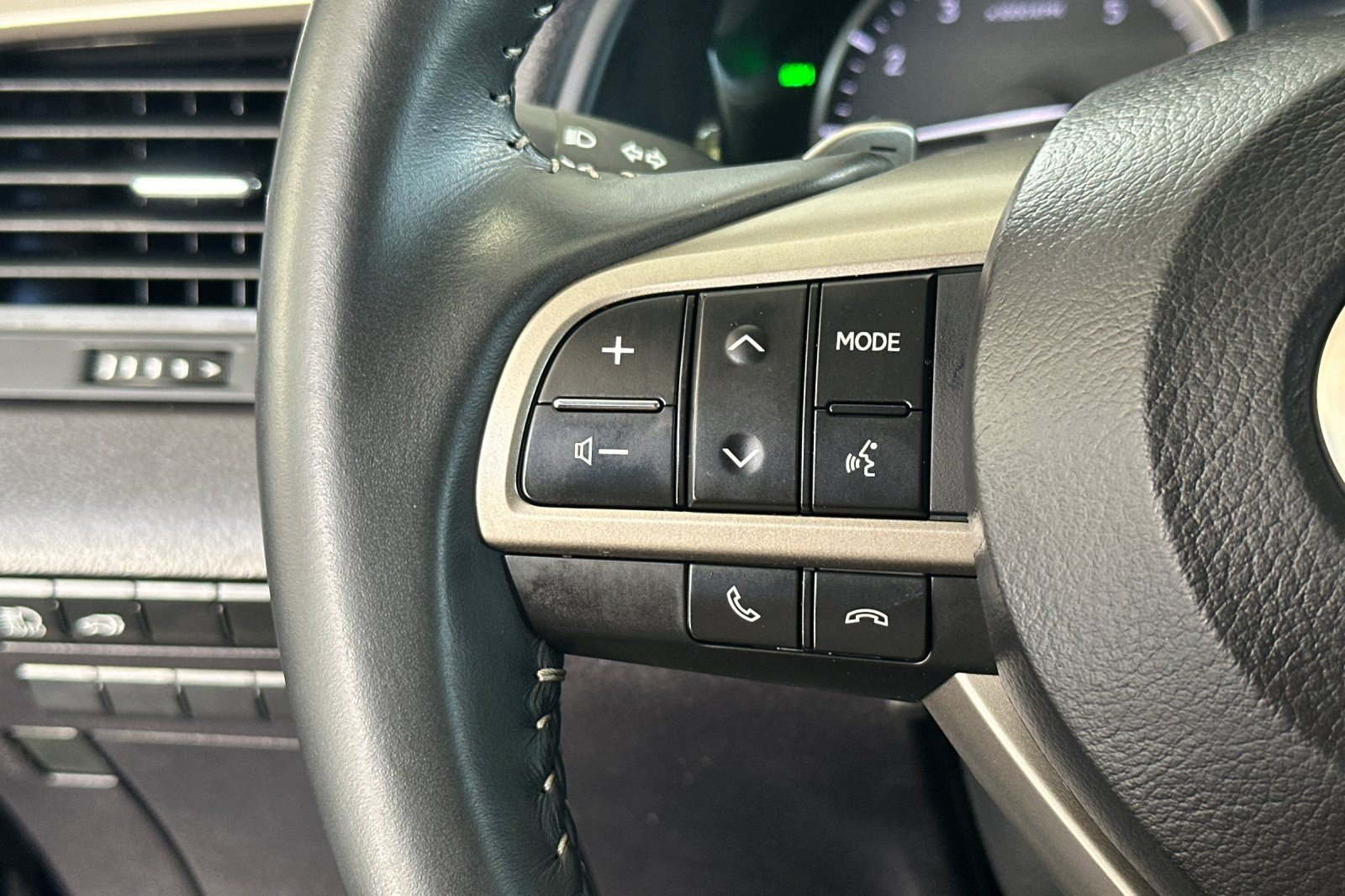 Certified 2022 Lexus RX 350 FWD image 30