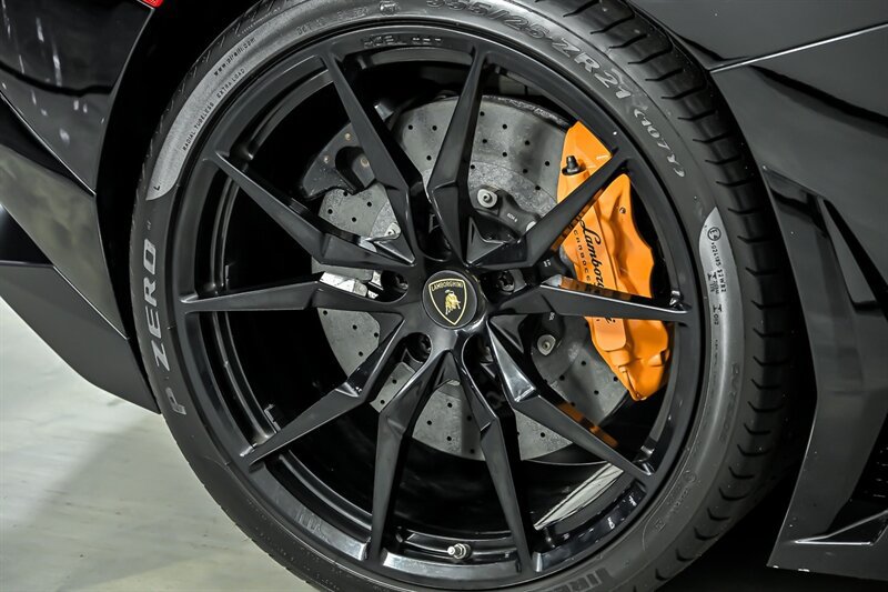 Used 2014 Lamborghini Aventador LP 700-4 AWD/4WD image 37