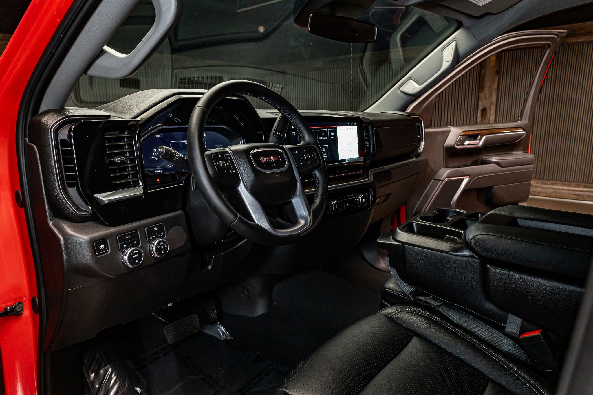 Used 2025 GMC Sierra 1500 Elevation image 16