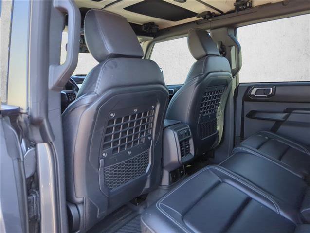 Used 2025 Ford Bronco Badlands AWD/4WD image 16