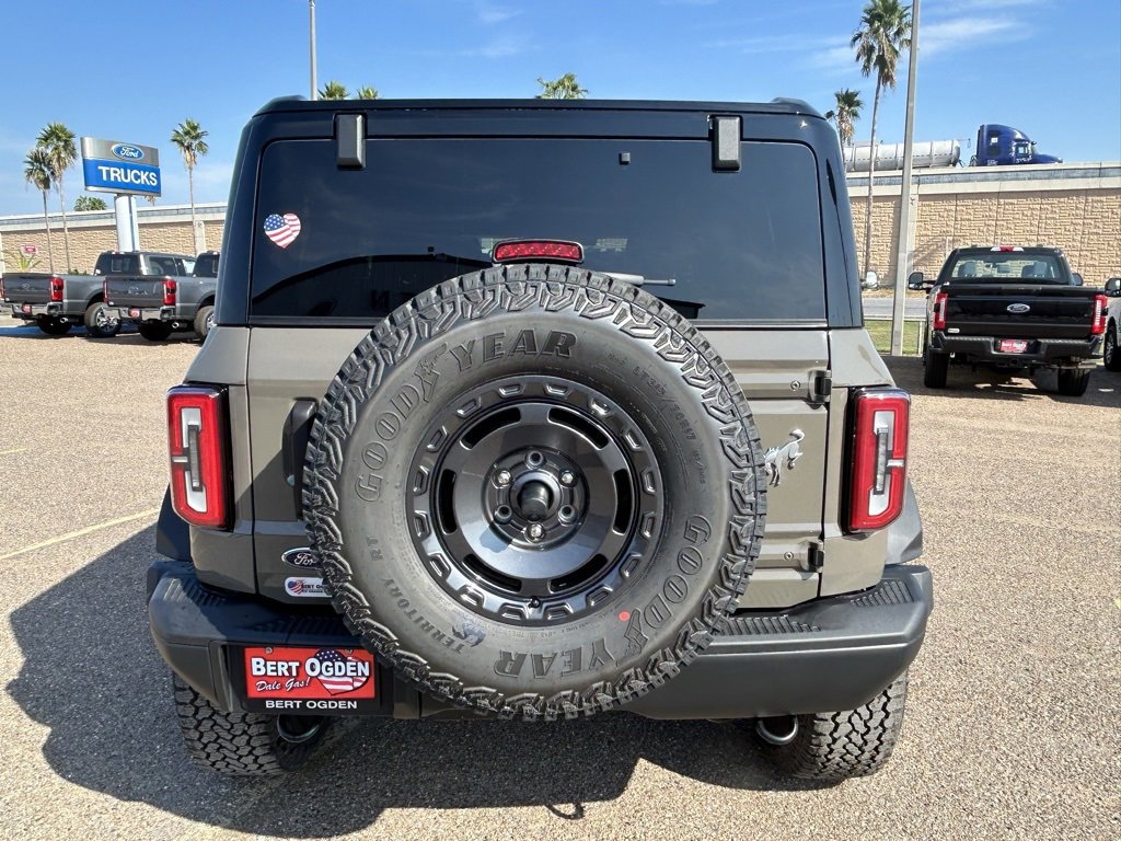 New 2025 Ford Bronco Badlands w/ Sasquatch Package image 6