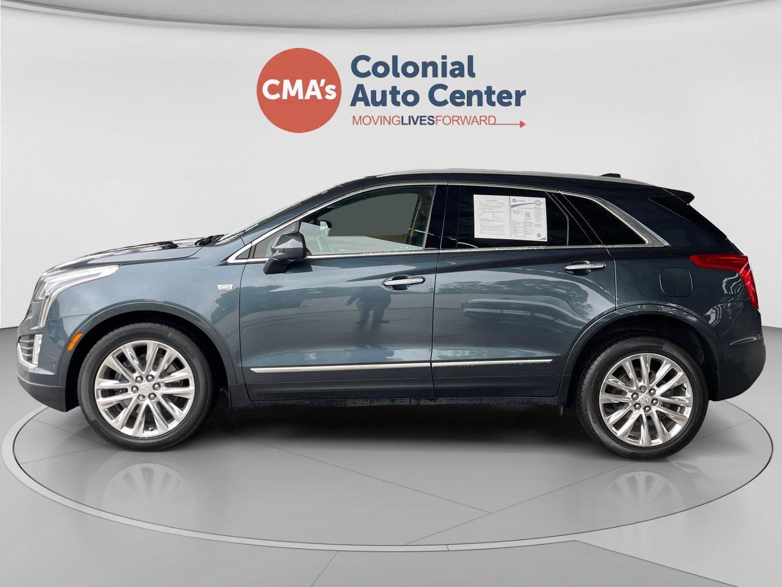 Used 2019 Cadillac XT5 Platinum AWD/4WD image 2