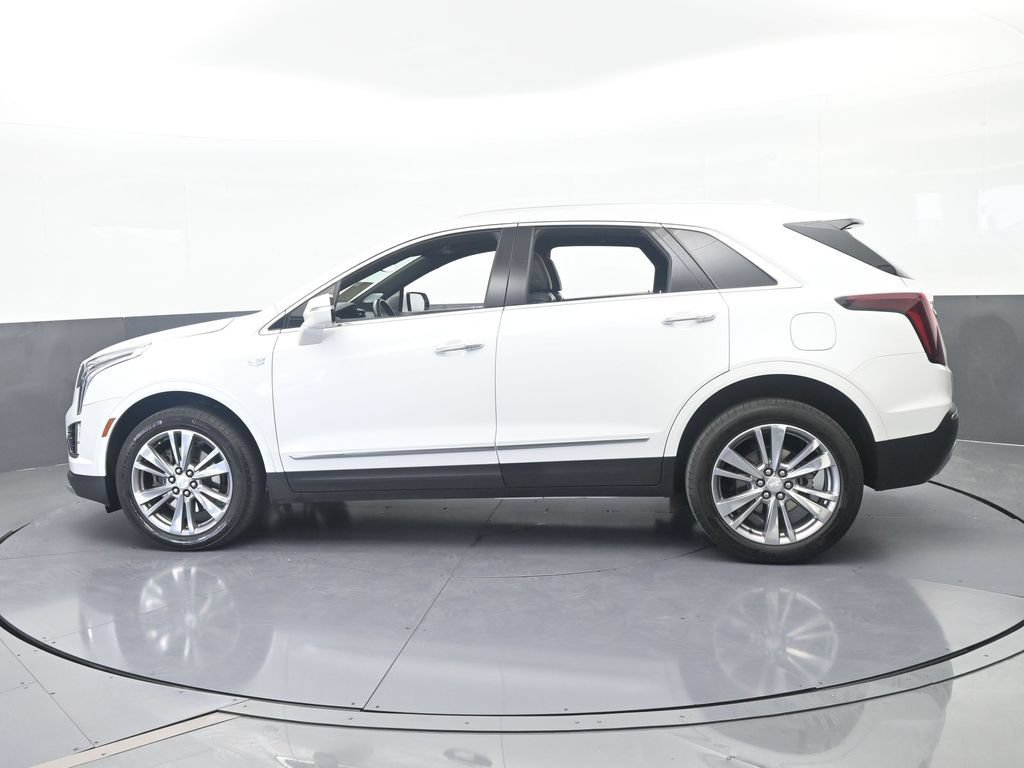 Used 2024 Cadillac XT5 Premium Luxury FWD image 3
