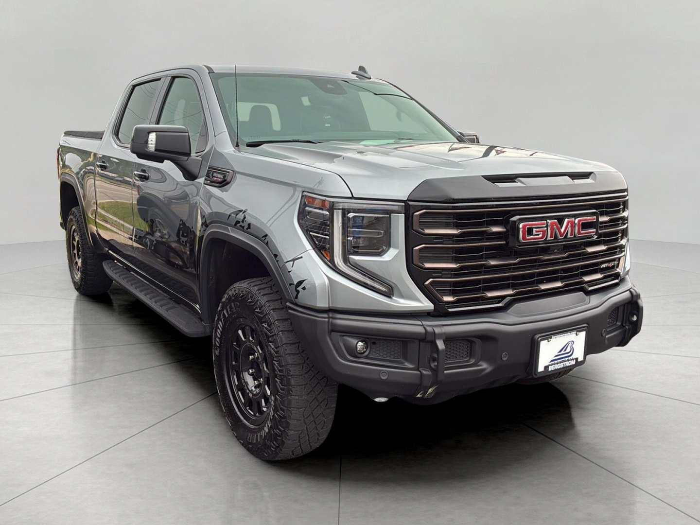 Used 2024 GMC Sierra 1500 AT4X w/ AT4X AEV Edition AWD/4WD image 1