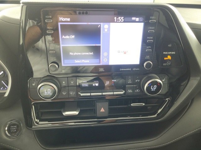 Used 2022 Toyota Highlander XSE image 28