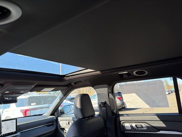 New 2026 Ford Explorer Tremor w/ Tremor Ultimate Package image 9