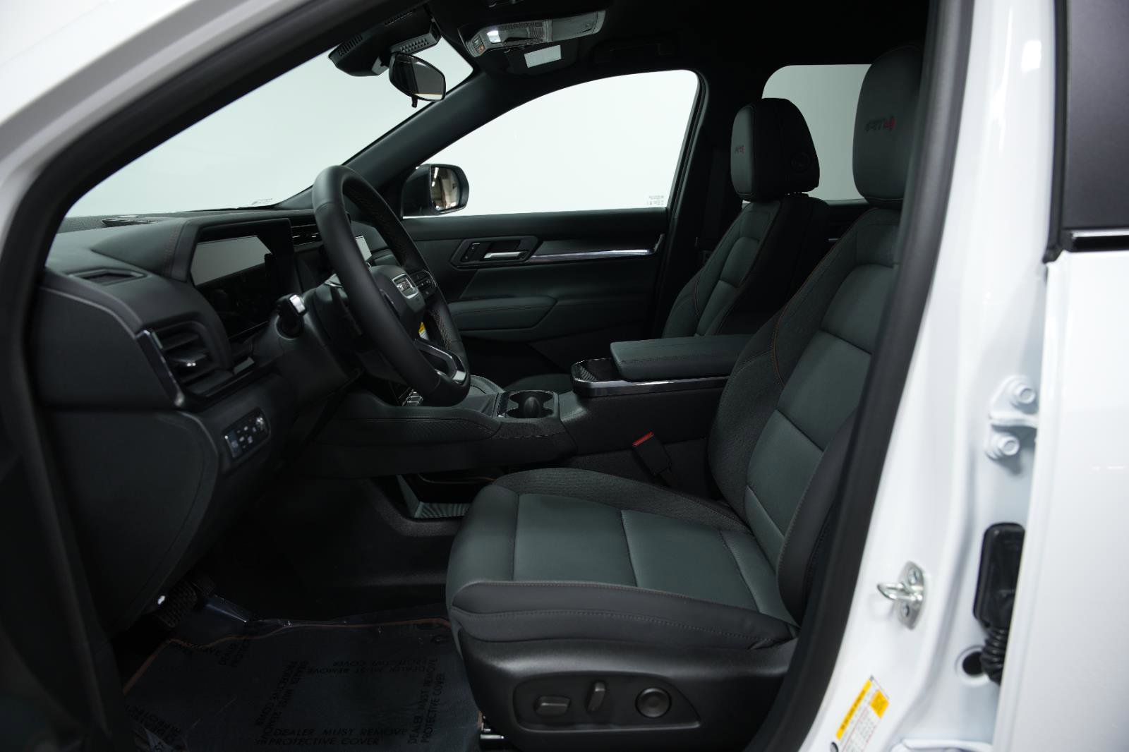 New 2026 GMC Terrain AT4 w/ Convenience Package III image 27