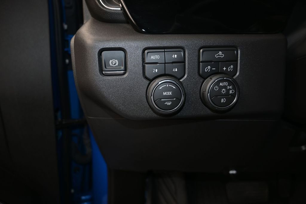 Certified 2026 Chevrolet Silverado 1500 LT Trail Boss w/ Convenience Package II AWD/4WD image 13