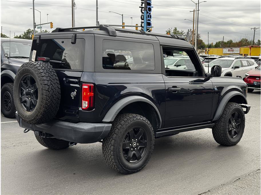 Used 2021 Ford Bronco Black Diamond AWD/4WD image 3