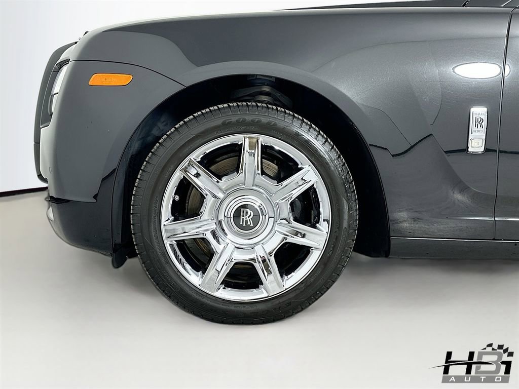 Used 2012 Rolls-Royce Ghost image 17