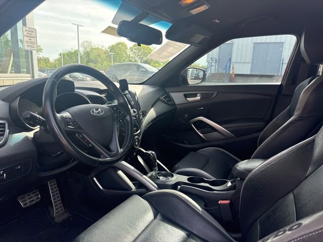 Used 2016 Hyundai Veloster Turbo FWD image 6