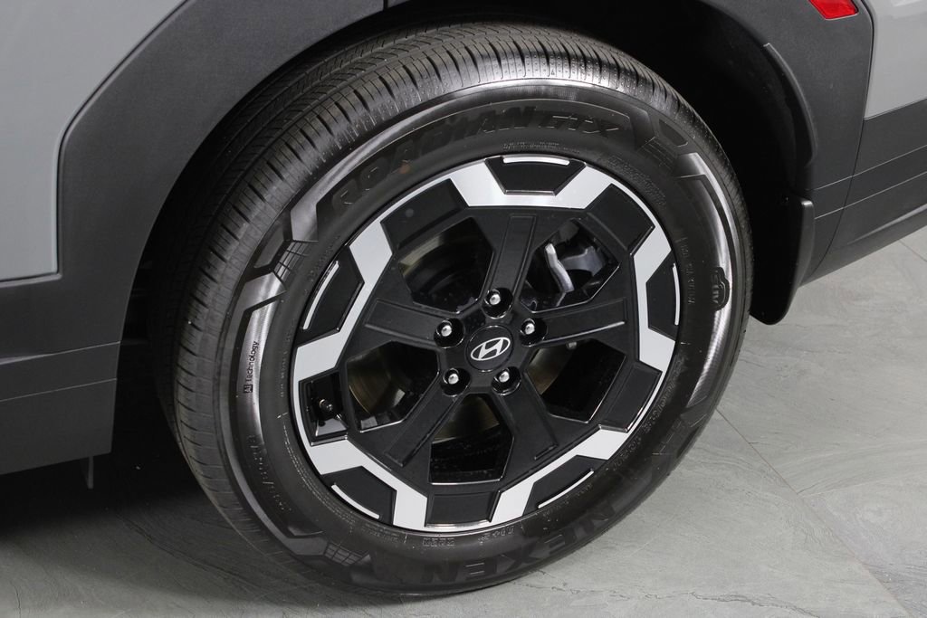 Certified 2026 Hyundai Santa Fe SE image 13