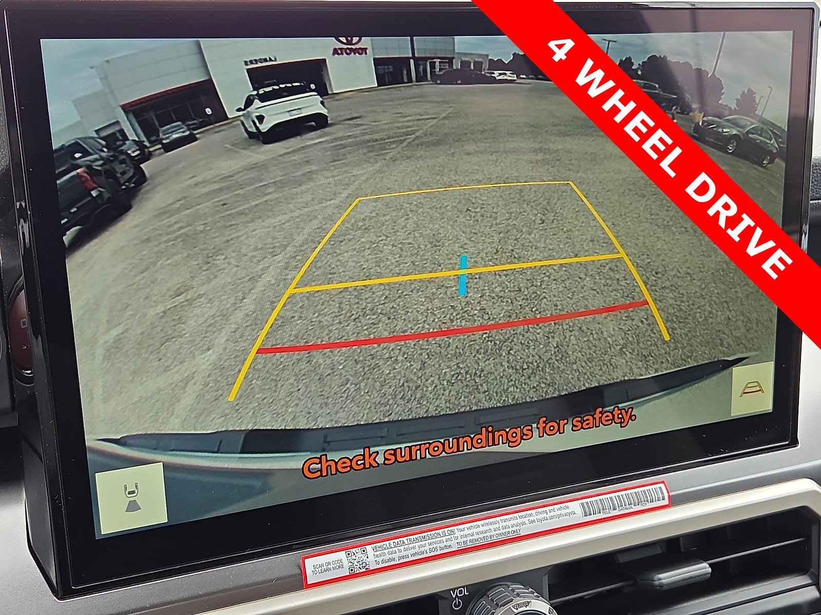 Used 2025 Toyota Tacoma TRD Sport AWD/4WD image 18