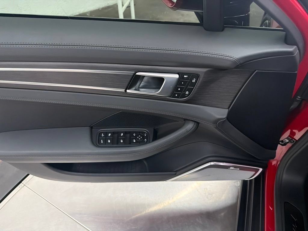 Used 2023 Porsche Panamera GTS AWD/4WD image 17