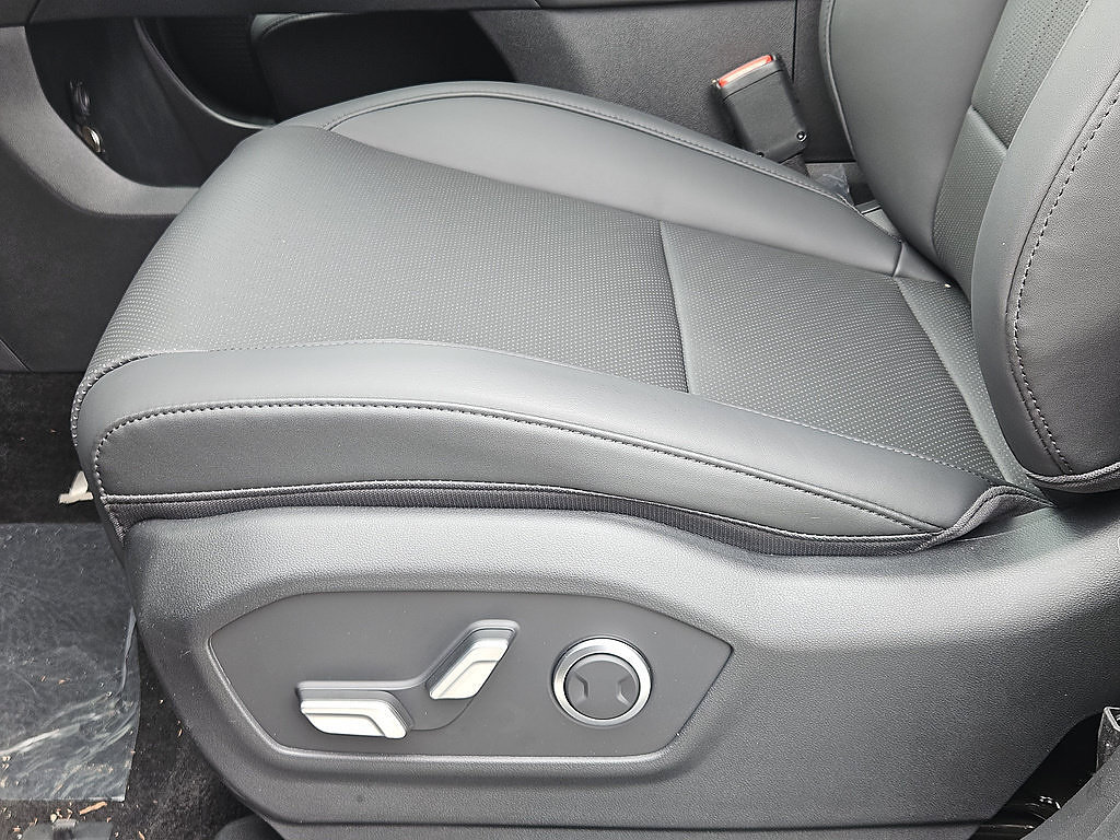 New 2026 Hyundai Santa Fe XRT AWD/4WD image 24