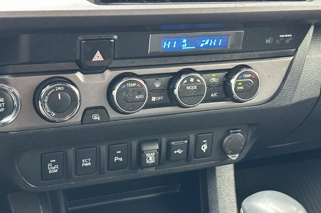 Used 2023 Toyota Tacoma TRD Off-Road w/ Technology Package image 21