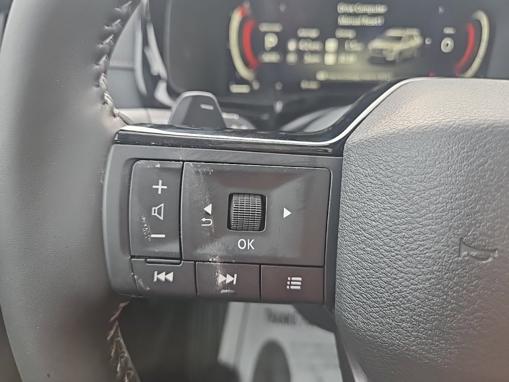 New 2026 Nissan Pathfinder SL w/ SL Premium Package image 17