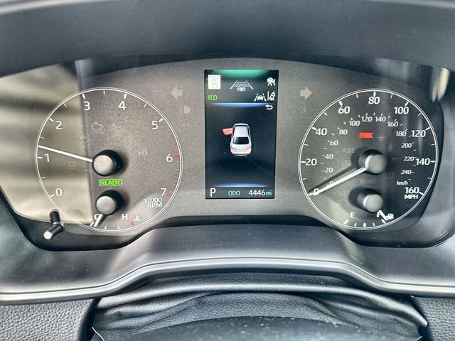 Used 2025 Toyota Corolla LE image 24