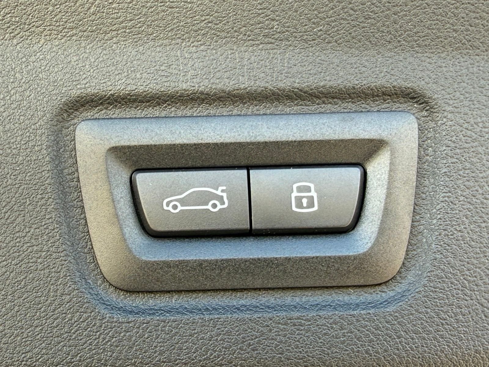 New 2026 BMW i4 eDrive40 RWD image 16