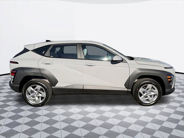 New 2026 Hyundai Kona SE image 8