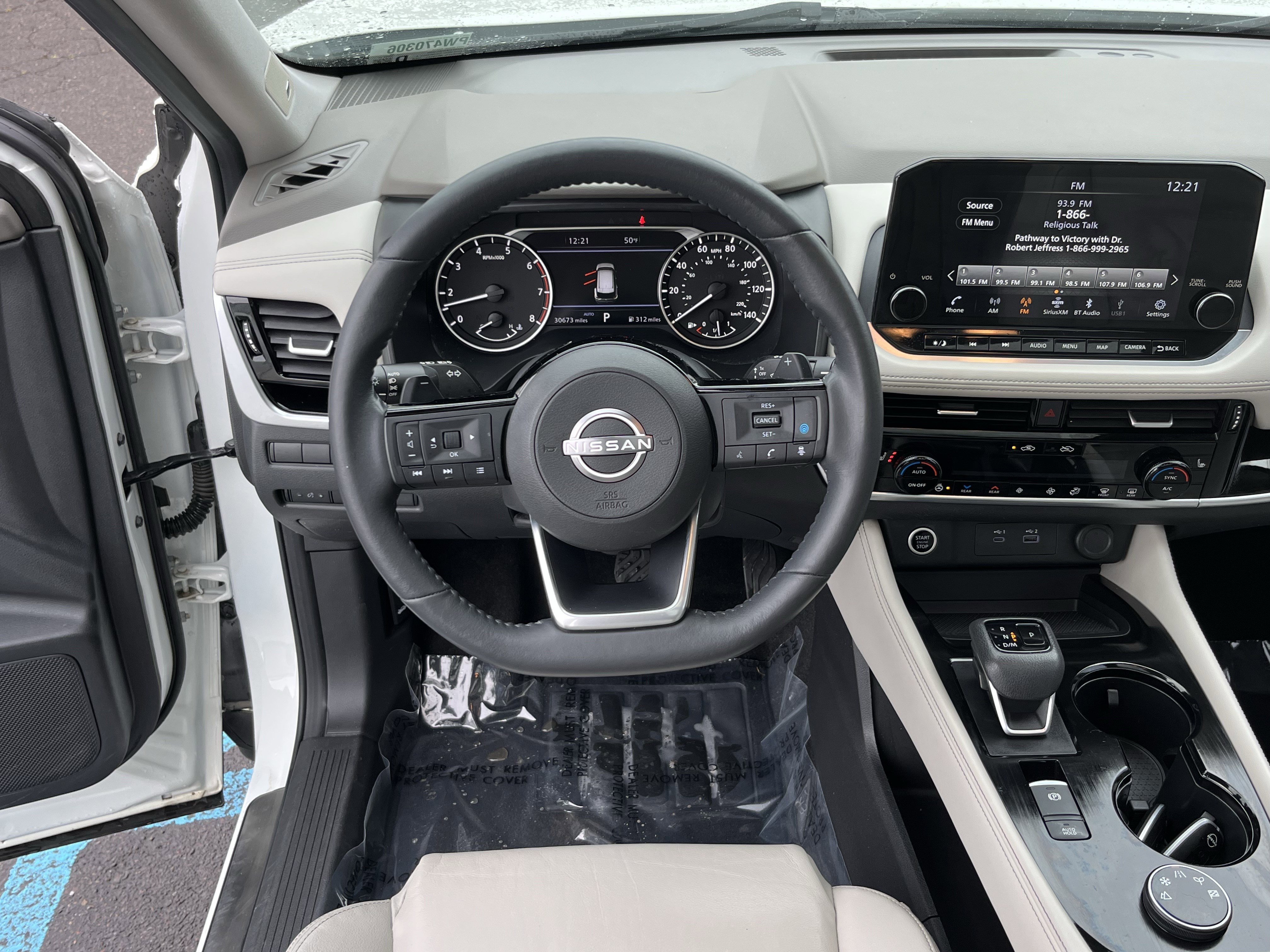 Used 2023 Nissan Rogue SL w/ SL Premium Package AWD/4WD image 12