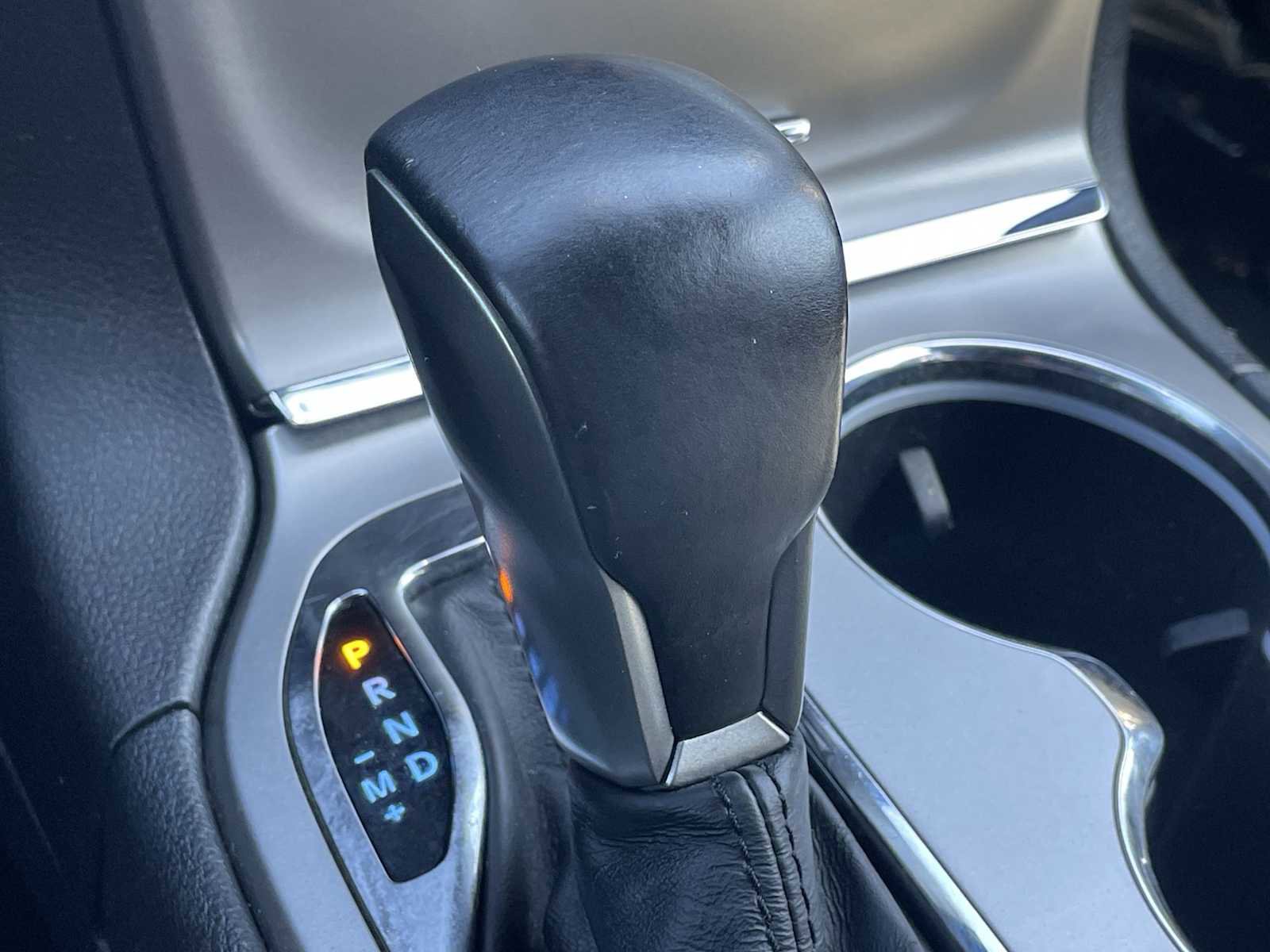 Used 2018 Jeep Grand Cherokee Limited image 22