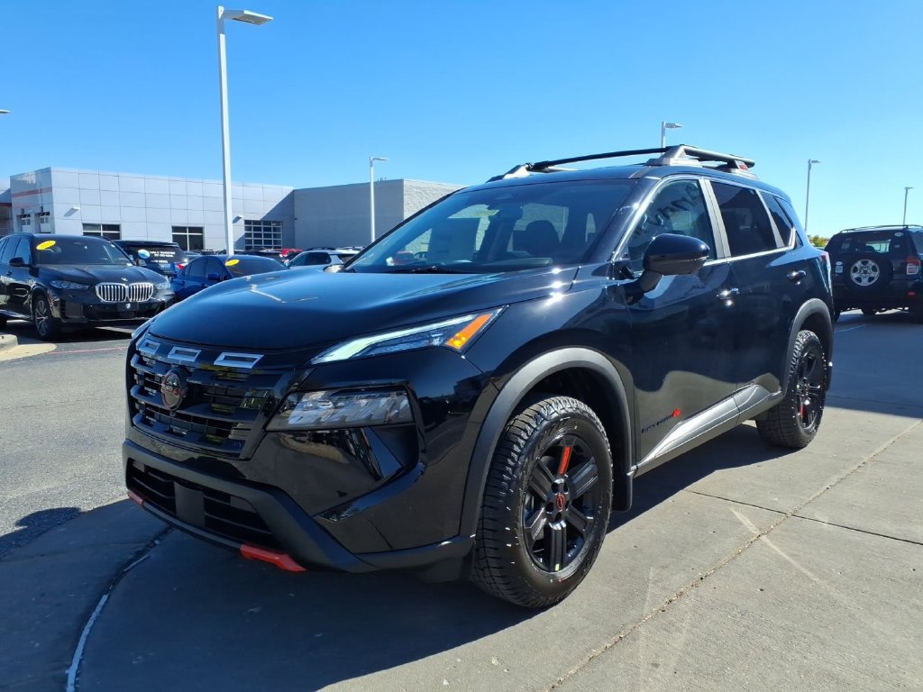 New 2027 Nissan Rogue SV w/ Rock Creek Premium Package AWD/4WD image 4