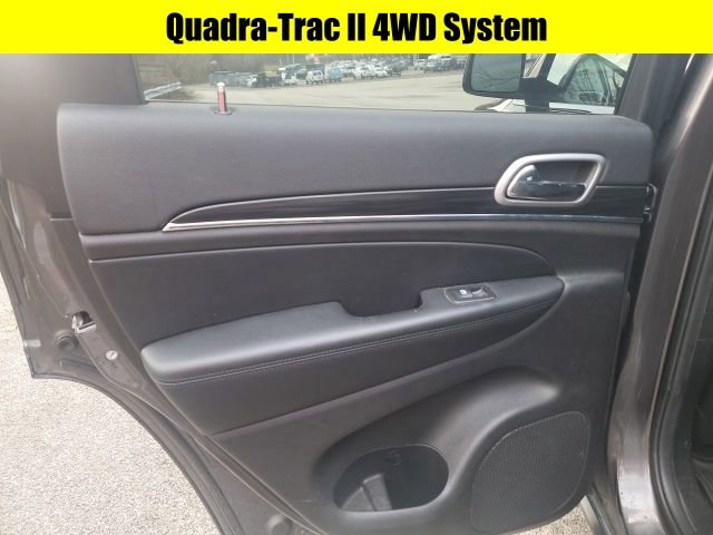 Used 2020 Jeep Grand Cherokee Limited w/ Luxury Group II image 12
