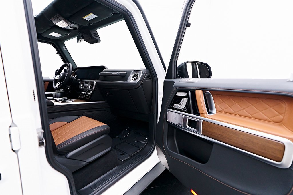 Used 2022 Mercedes-Benz G 550 image 24