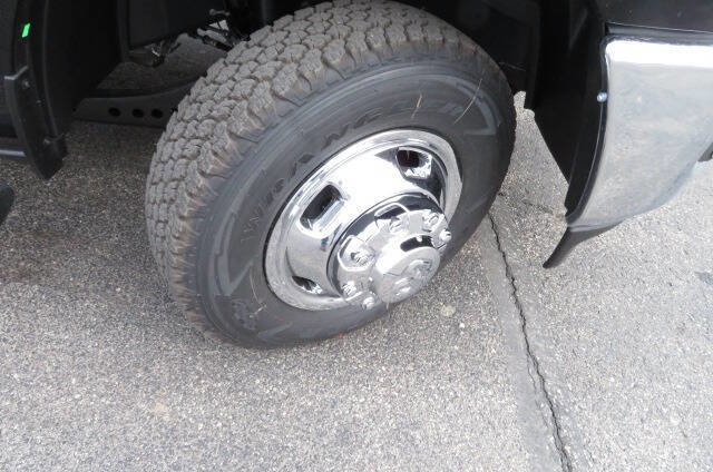 New 2026 RAM 3500 Tradesman image 3