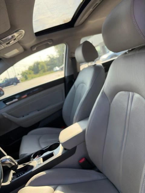 Used 2018 Hyundai Sonata Limited FWD image 12